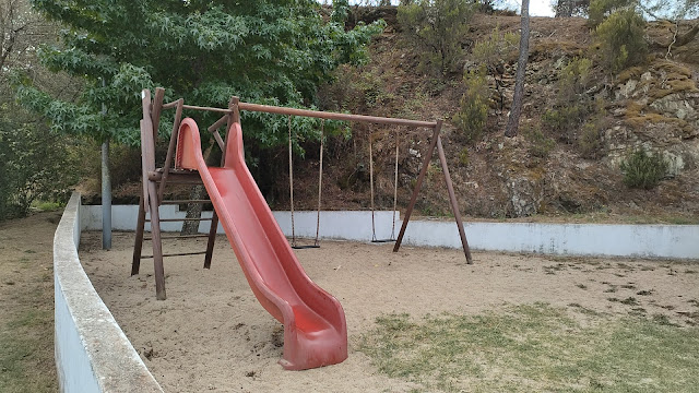 Parque Infantil Praia Fluvial do Sesmo