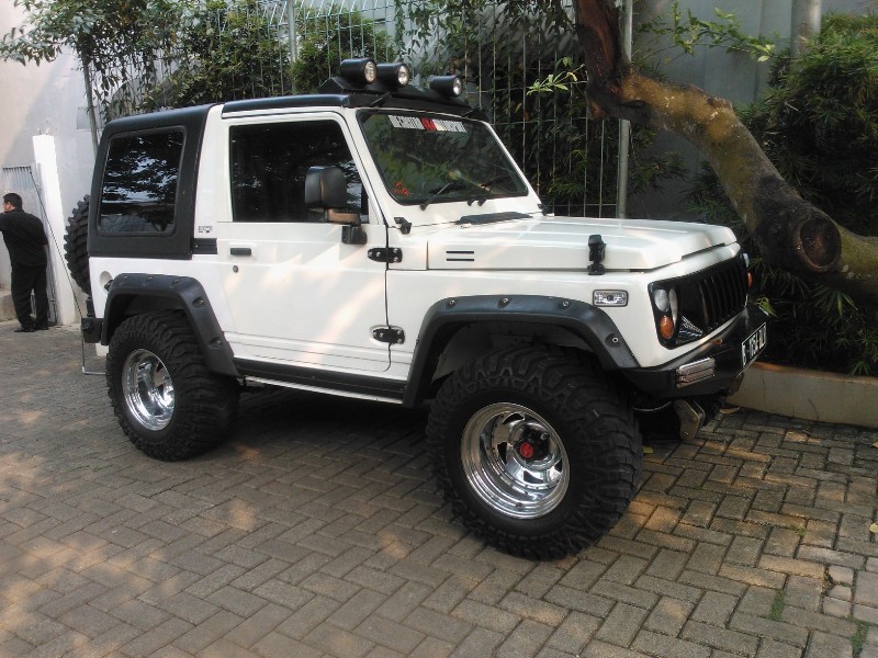 GAMBAR MODIFIKASI JIMNY TREPES - Gambar Modifikasi Mobil