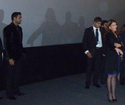 Aishwarya and Abhishek Bachchan Robot Premiere In London