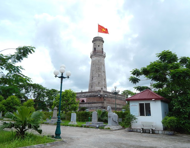 Cột cờ - Nam Định