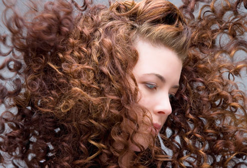 How to Care and Maintain Your Curls