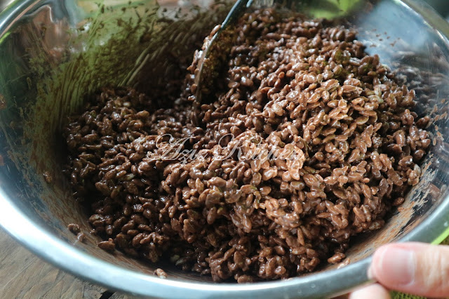 Chocolate Rice Puff Yang Sedap - Azie Kitchen