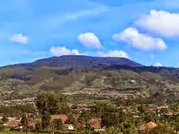 Pesona Wisata Gunung Tangkuban Perahu Bandung Jawa Barat