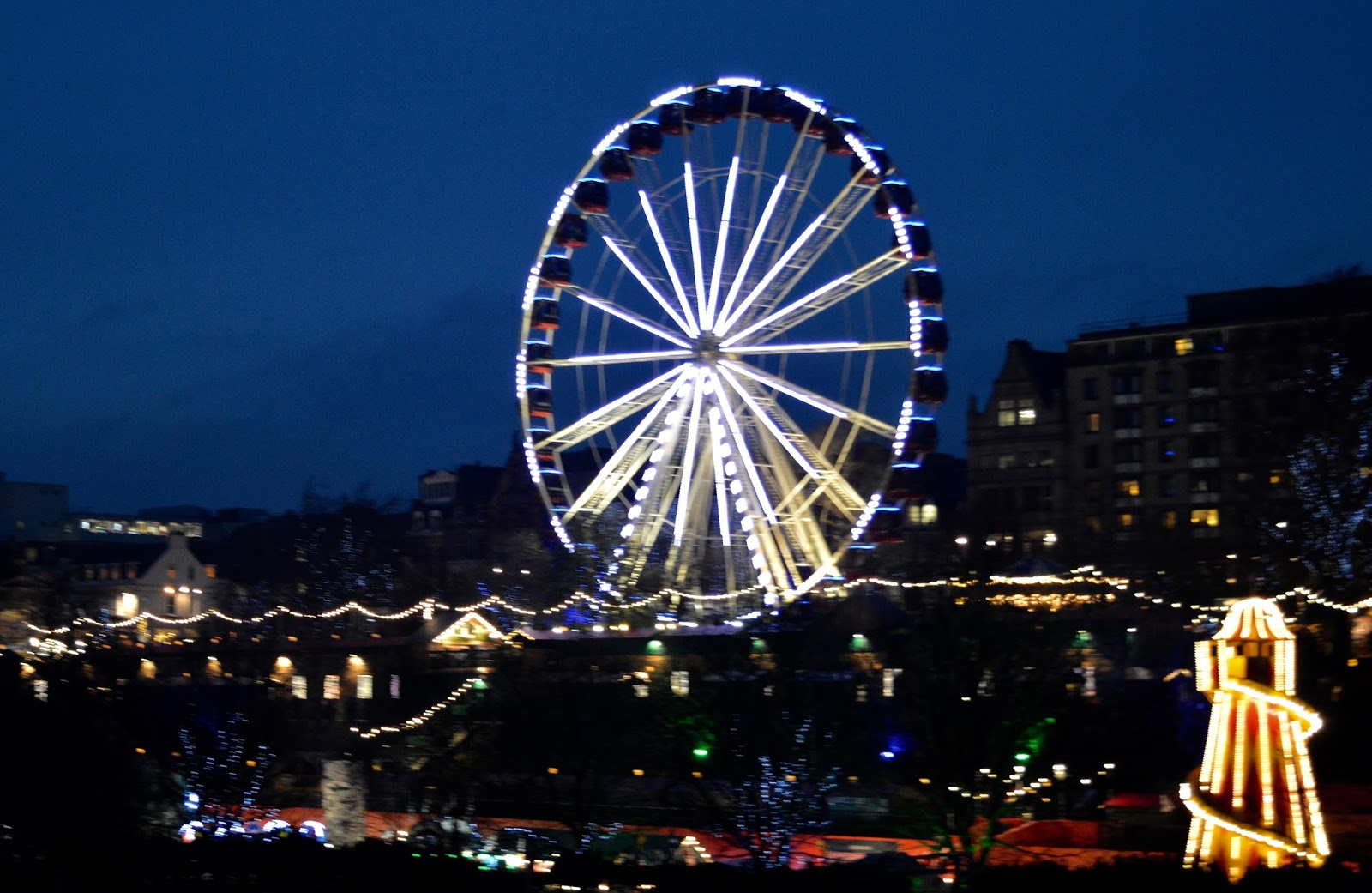 10 Reasons to Visit Edinburgh in December - Ferris Wheel