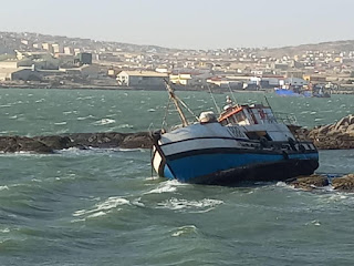 JUST IN: A fishing boat washed up on Shark Island, near Luderitz, this morning or during the night in Namibia