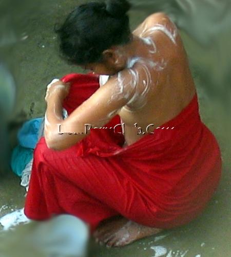  mallu girl bathing hot1