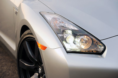 Nissan GT-R wallpapers, Nissan GT-R photos, Nissan GT-R pictures, Nissan GT-R images, Nissan GT-R