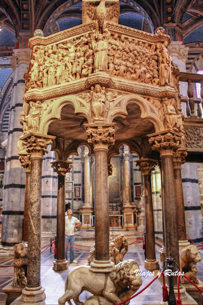Púlpito de Nicola Pisano de duomo de Siena