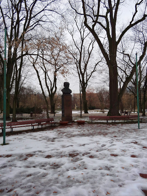 Zima w parku im. Stanisława Staszica