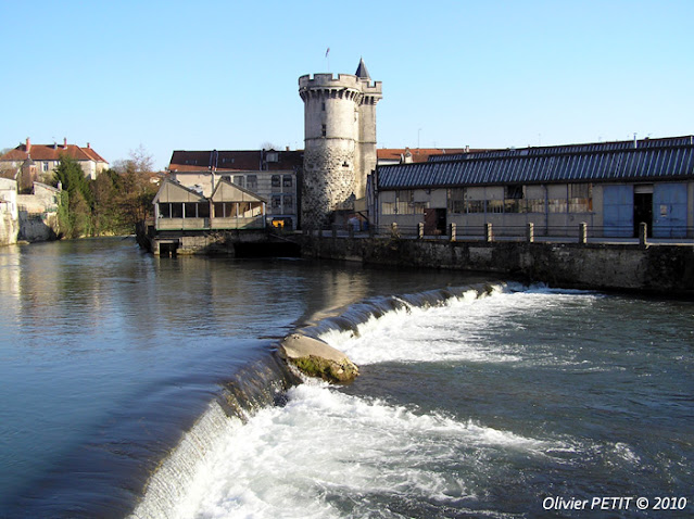 LIGNY-EN-BARROIS (55) - La Tour de Luxembourg