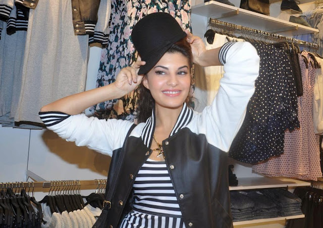 Jacqueline Fernandez at Forever 21 Store Launch event