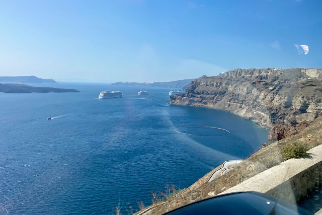 Santorini limanından merkeze ulaşım