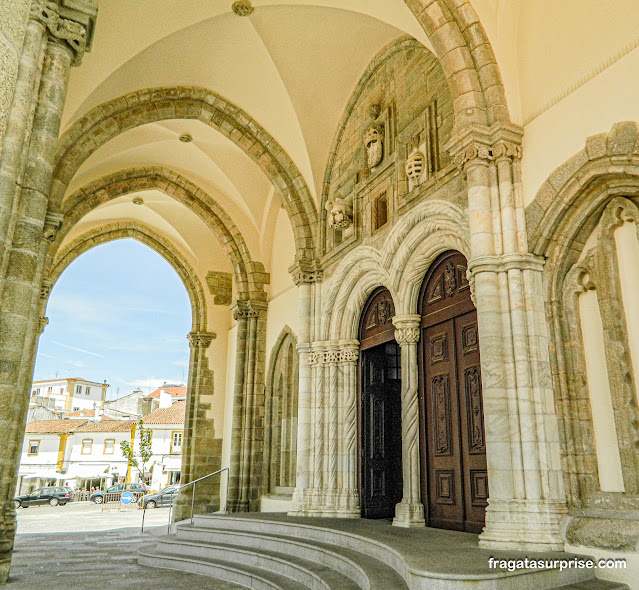 Igreja de São Francisco em Évora, Portugal