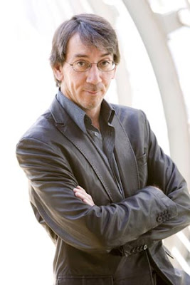 Will Wright é um dos melhores exemplos de game designer bem sucedido. Atualmente ele atua, na maior parte do tempo, como consultor e palestrante.