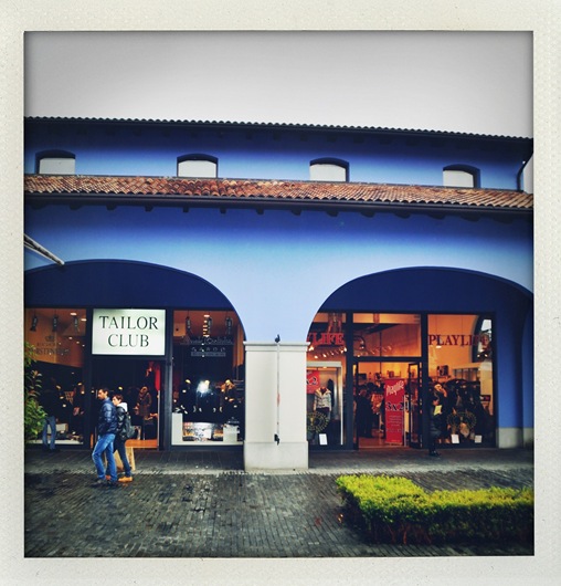 outlet 1