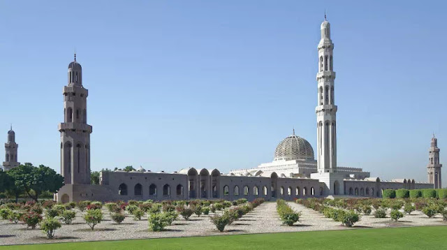 Sultan Qaboos Grand Mosque – Oman