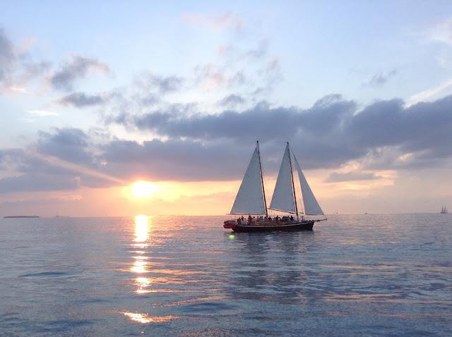 sailboat charter in Key West - what a great way to have an all inclusive wedding