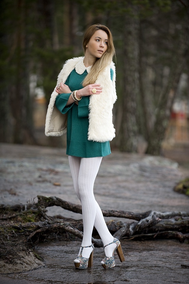 The ultimate white tights inspiration - Fashionmylegs : The tights