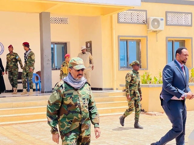 madaxweyne xasan sheekh oo ka guuray dhuuso mareeb