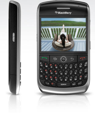 BlackBerry Curve 8900 review