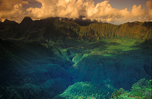 tahiti mountain scape