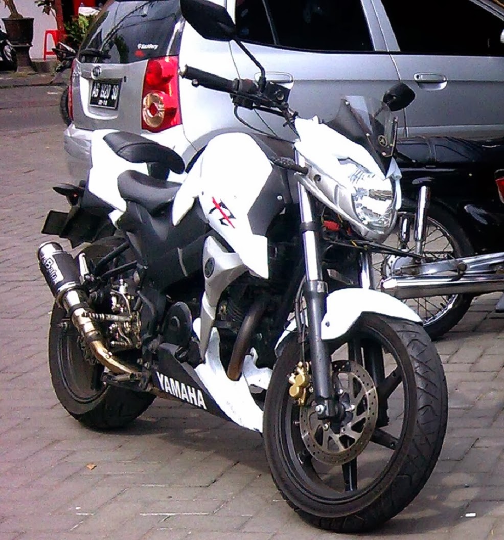 Kumpulan Modifikasi New Vixion 2013 Street Fighter Terlengkap