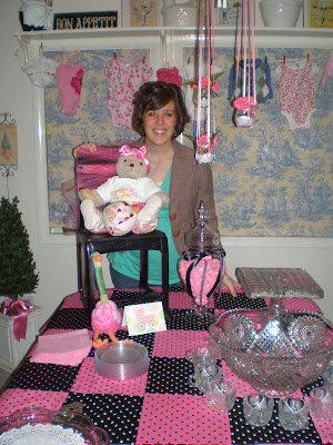 polka dot table clothes and ribbon