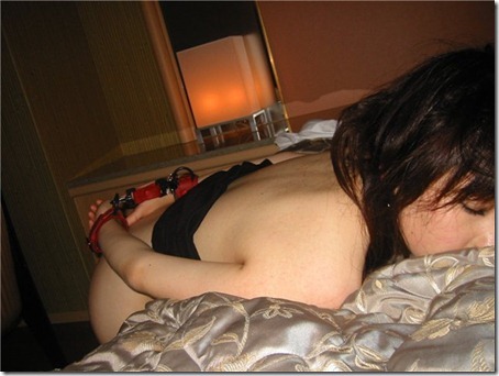 Chinese chick tied up and sexed (18)