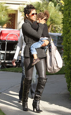 Halle Berry and Nahla in Beverly Hills Pics