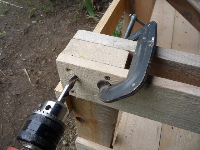 DIY dry toilet project from pallet wood