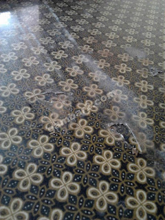 meja batik