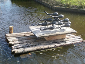 http://www.noordenaren.nl/slootkunst