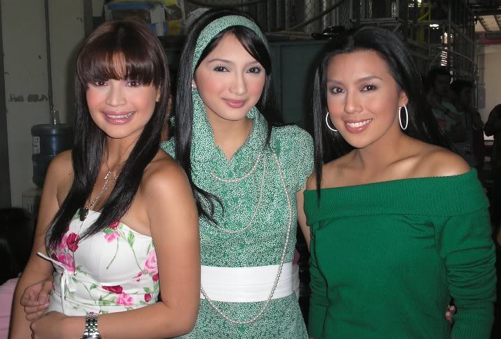 Anne Curtis at the back stage of It's Showtime with Iya Villania and Nikki