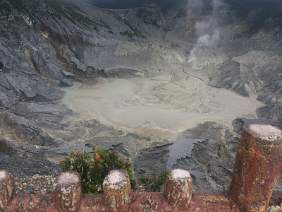 Salah satu wisata alam di Tangkuban Parahu, Lembang, Jawa Barat yang menarik dikunjungi 