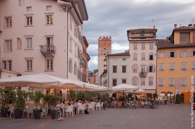 Visitar Trento atardecer viaje turismo Italia