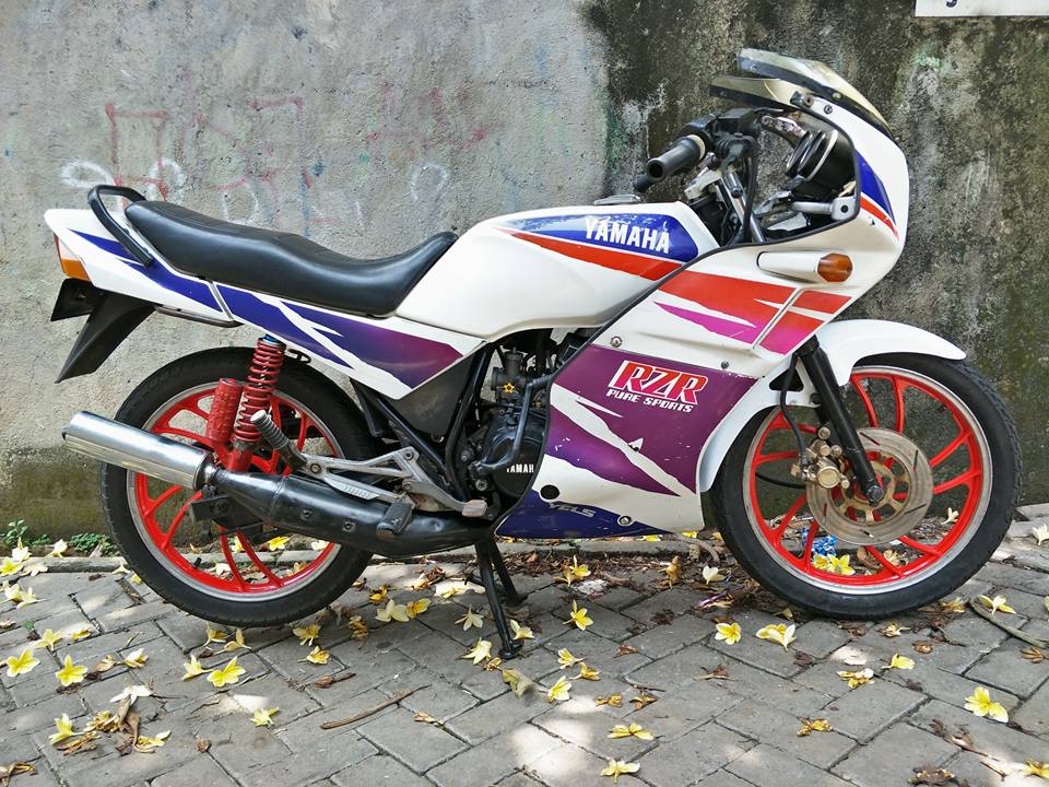 Dijual Motor Legendaris  Idaman Anak Muda 90an Yamaha RZR 