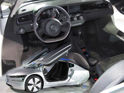 2011 Volkswagen Sports Cars XL1 (SEV) Roadster Diesel-Electric Hybrid Concept