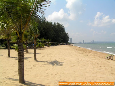 Wong Phrachan Beach 