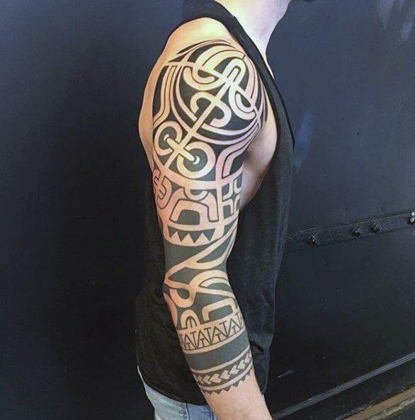 40 fotos e modelos de tatuagens em tribal para os homens