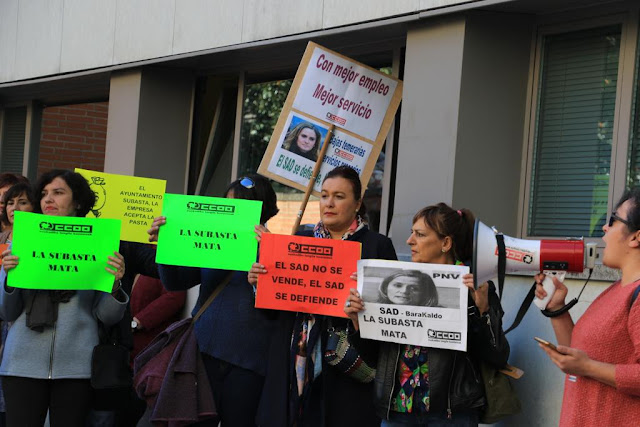 Protesta en 2018 de trabajadoras de ayuda a domicilio por la gestión del Ayuntamiento