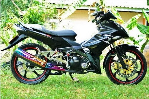 big motorycycle Yamaha X1 R Black Edition