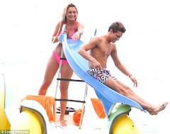 TOWIE's Joey Essex Can't Keep His Hands Off Bikini Babe Sam Faiers  5
