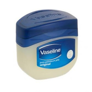 cutepinknpurple: Vaseline and uses