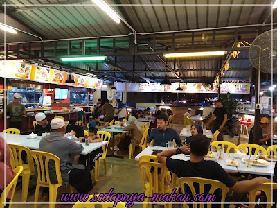 Restoran One Corner, Kampung Wakaf Beruas, Kuala Terengganu