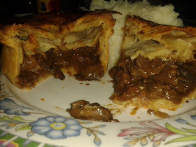 Higgidy Slow Cooked Steak and Red Wine Pie