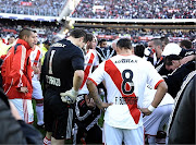 RIVER PLATE, EL DESCENSO DE UN GRANDE (descenso river plate imagenes )