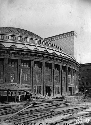 Fotos de la construcción del Teatro de ópera y ballet de Novosibirsk Opera and Ballet Theatre History of the construction Rusia