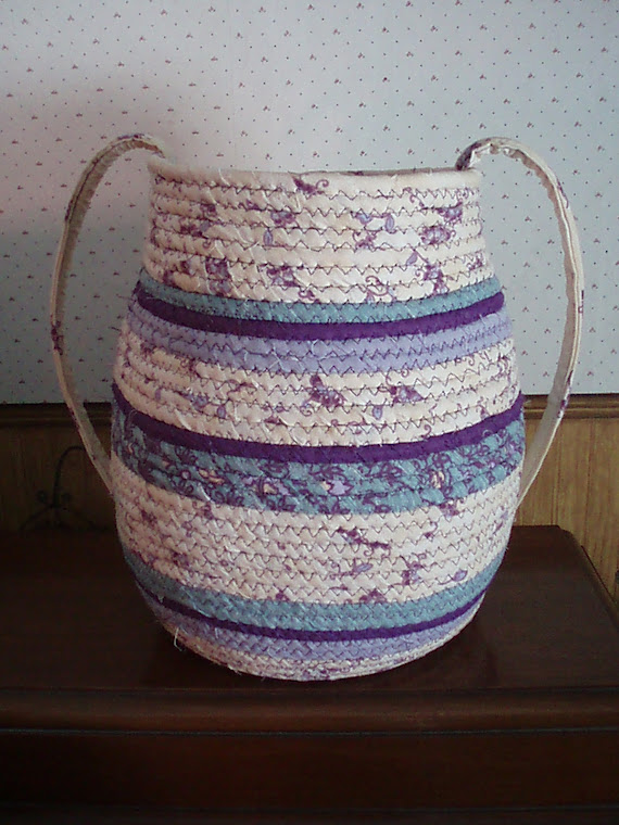 Vessel Style Handled Basket