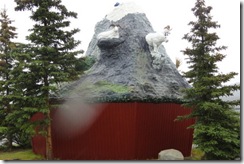 04 Muffin mountain top sculpture