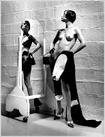 Helmut Newton Photo